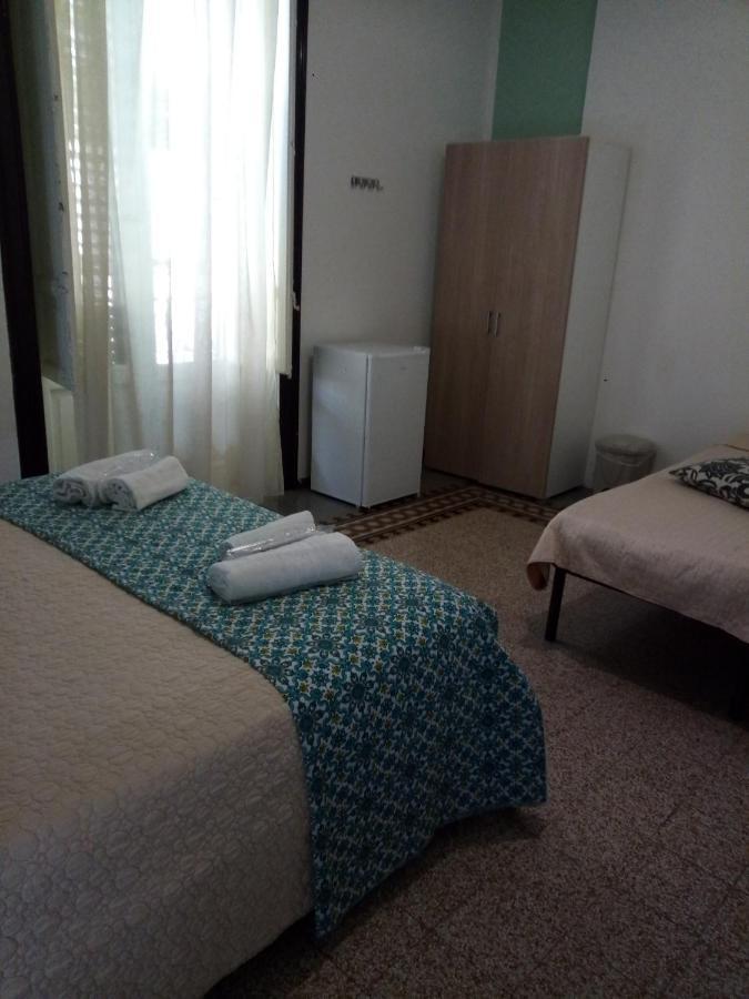 Locami Palermo Centro Rooms Exterior photo